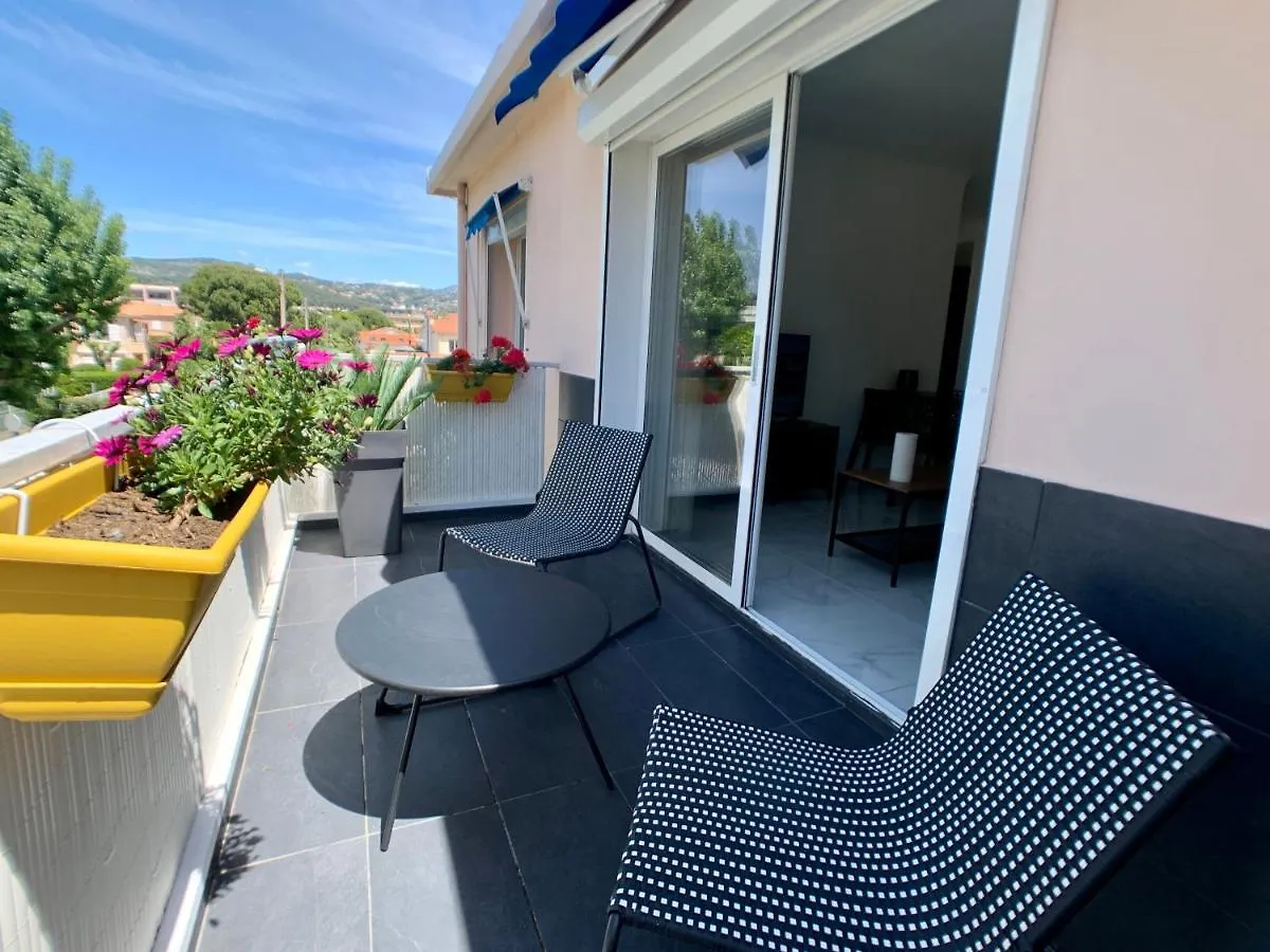 Appartement Plage Bonnegrace a Sanary-sur-Mer Six-Fours-les-Plages